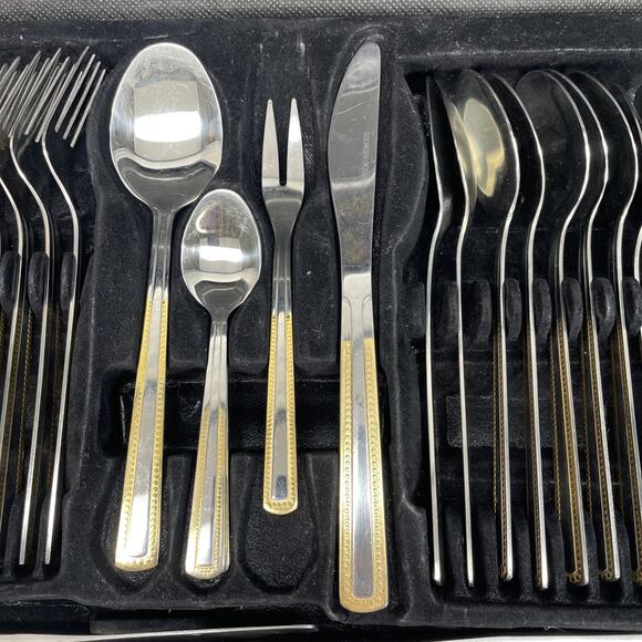 Solingen Silverware Germany 18/10 66 Piece Dinnerware Plus Case Incomplete - Picture 4 of 16